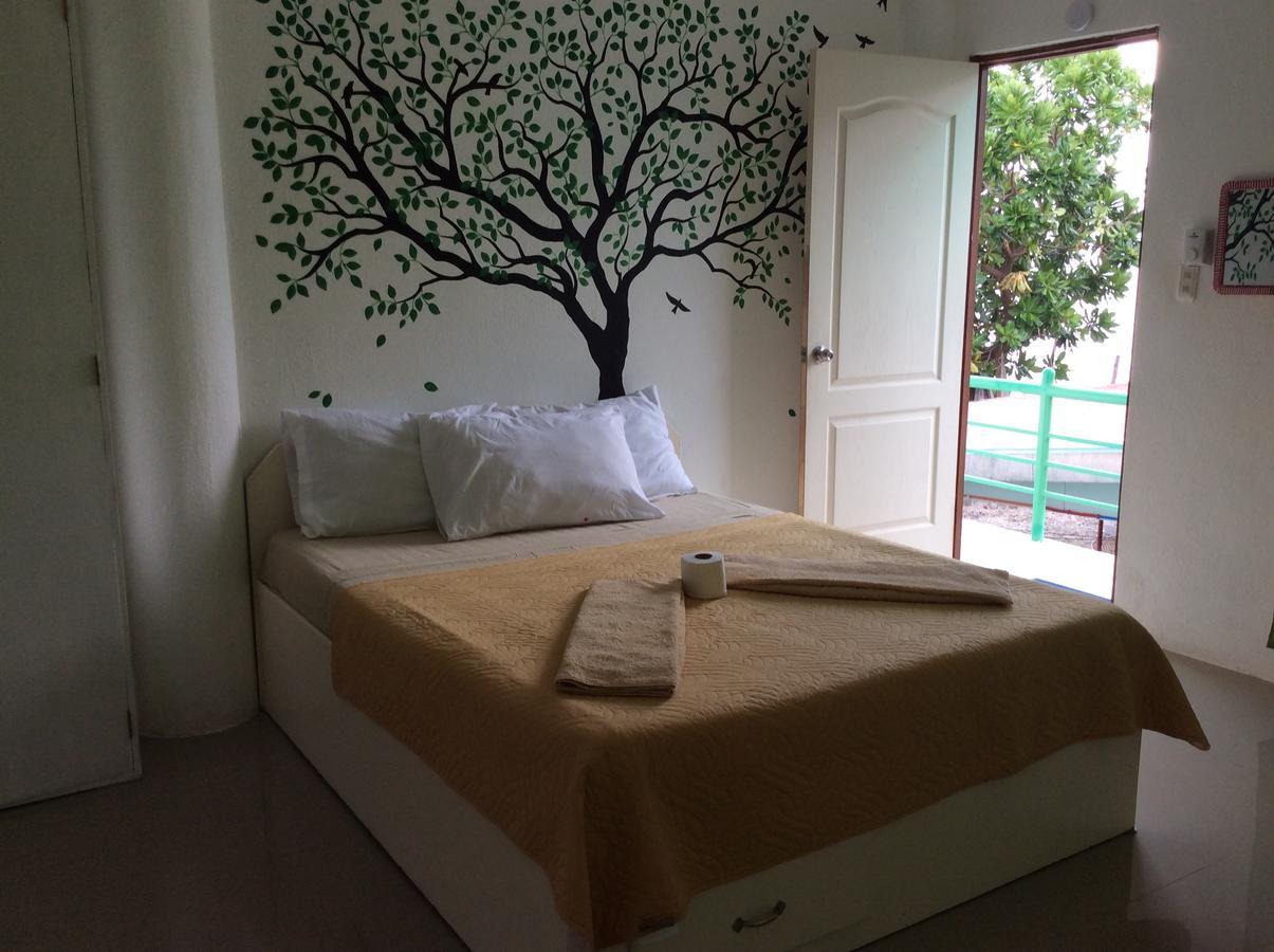 Cronin Residence Resort Oslob Eksteriør bilde