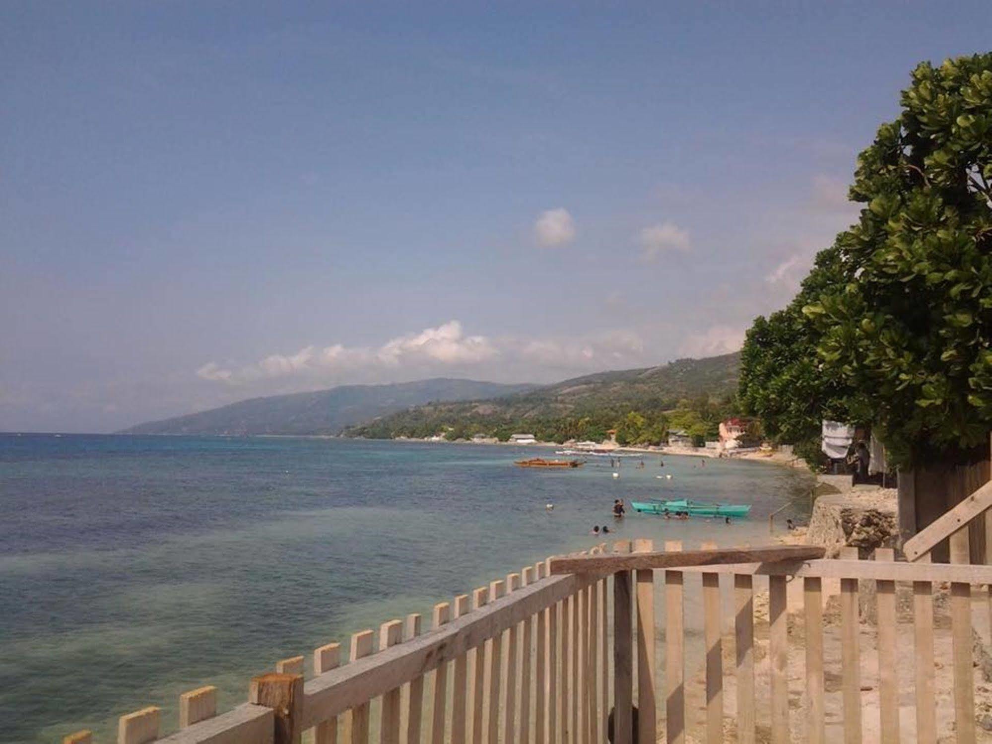 Cronin Residence Resort Oslob Eksteriør bilde